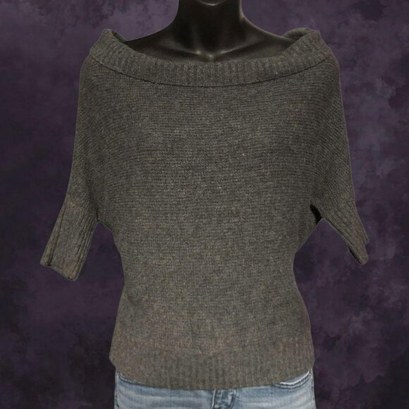 Batwing Le Chateau Sweater - Picture 2 of 7